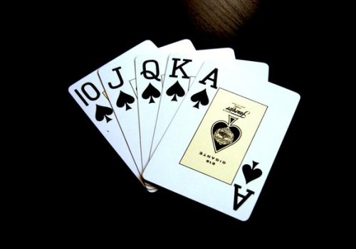 Комбинация Стрит Флеш в покере