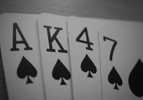 Спектр в покере