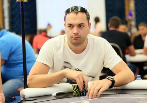 Денис Тимофеев – обладатель золотого браслета WSOP 2018