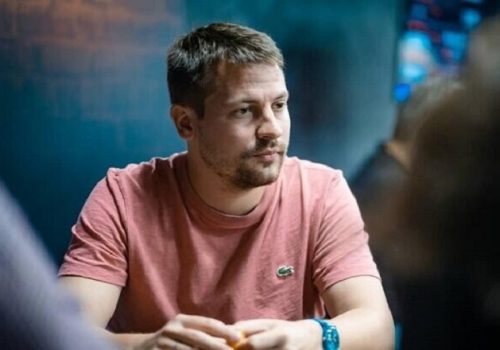 Арсений Кармацкий одержал победу в турнире для хайроллеров на SPF в Казино Сочи
