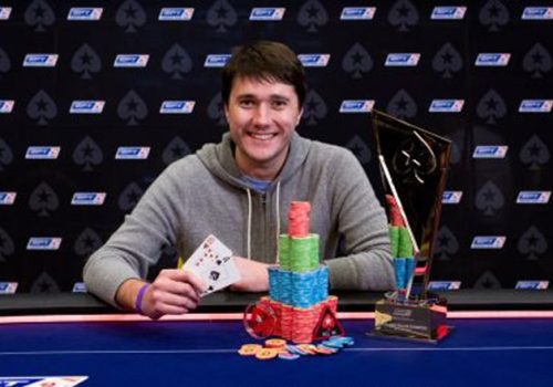 Леонид Маркин выиграл турнир суперхайроллеров EPT Прага и €771,360